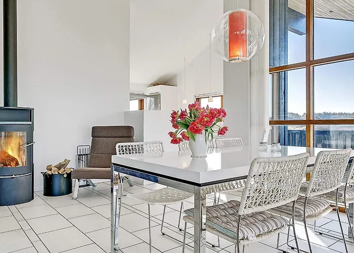 بيت للعطل 8 Person In *