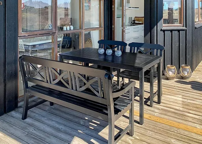 8 Person In Hjørring