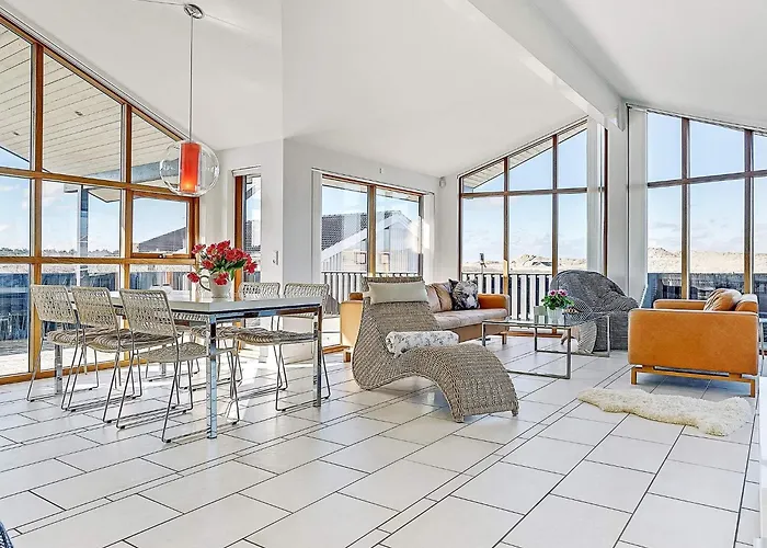 بيت للعطل 8 Person In *